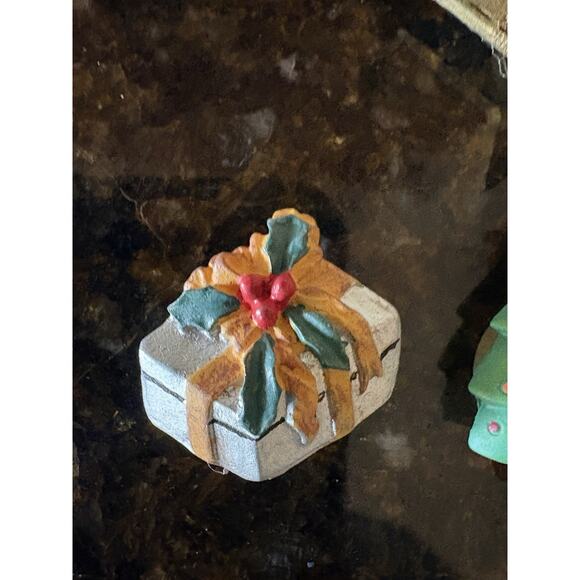 Vintage Christmas Holiday Button Cover Lot Snowman Tree Faith Love Lot of 10 - Picture 5 of 8